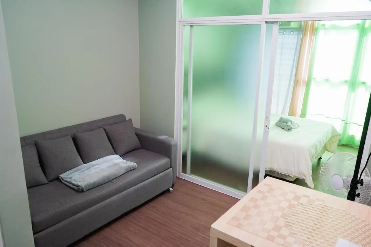 Beautiful 1-Bedroom Condo In Makati - Pool, Gym & Near Airport Manila 0*,  Philippines