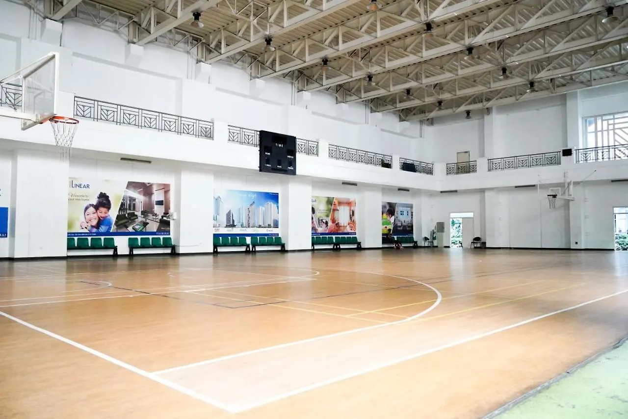 Apartment Beautiful 1-Bedroom Condo In Makati - Pool, Gym & Near Airport Manila Philippines